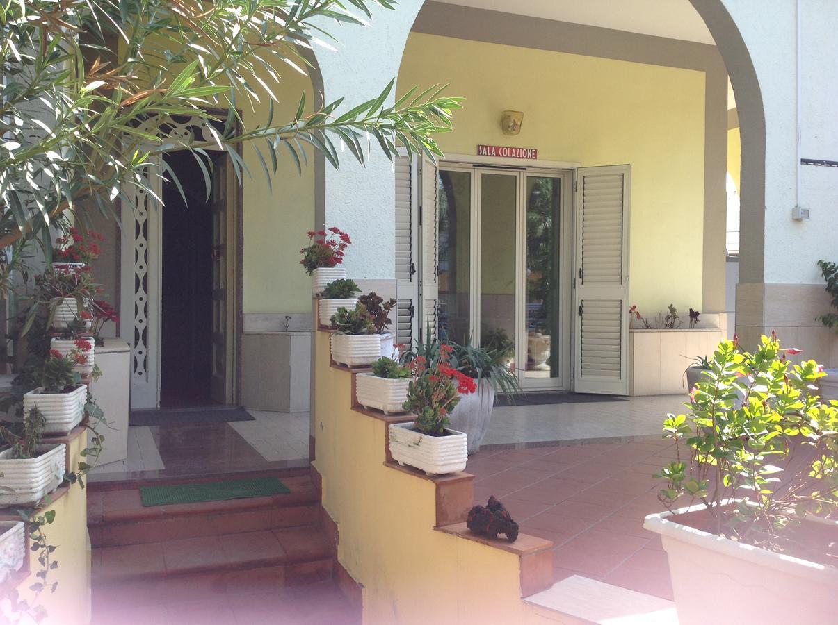 Hotel La Villa Misterbianco Exteriör bild